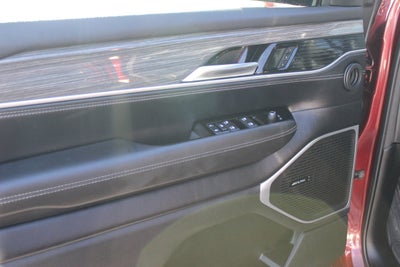 2022 Jeep Wagoneer Series III