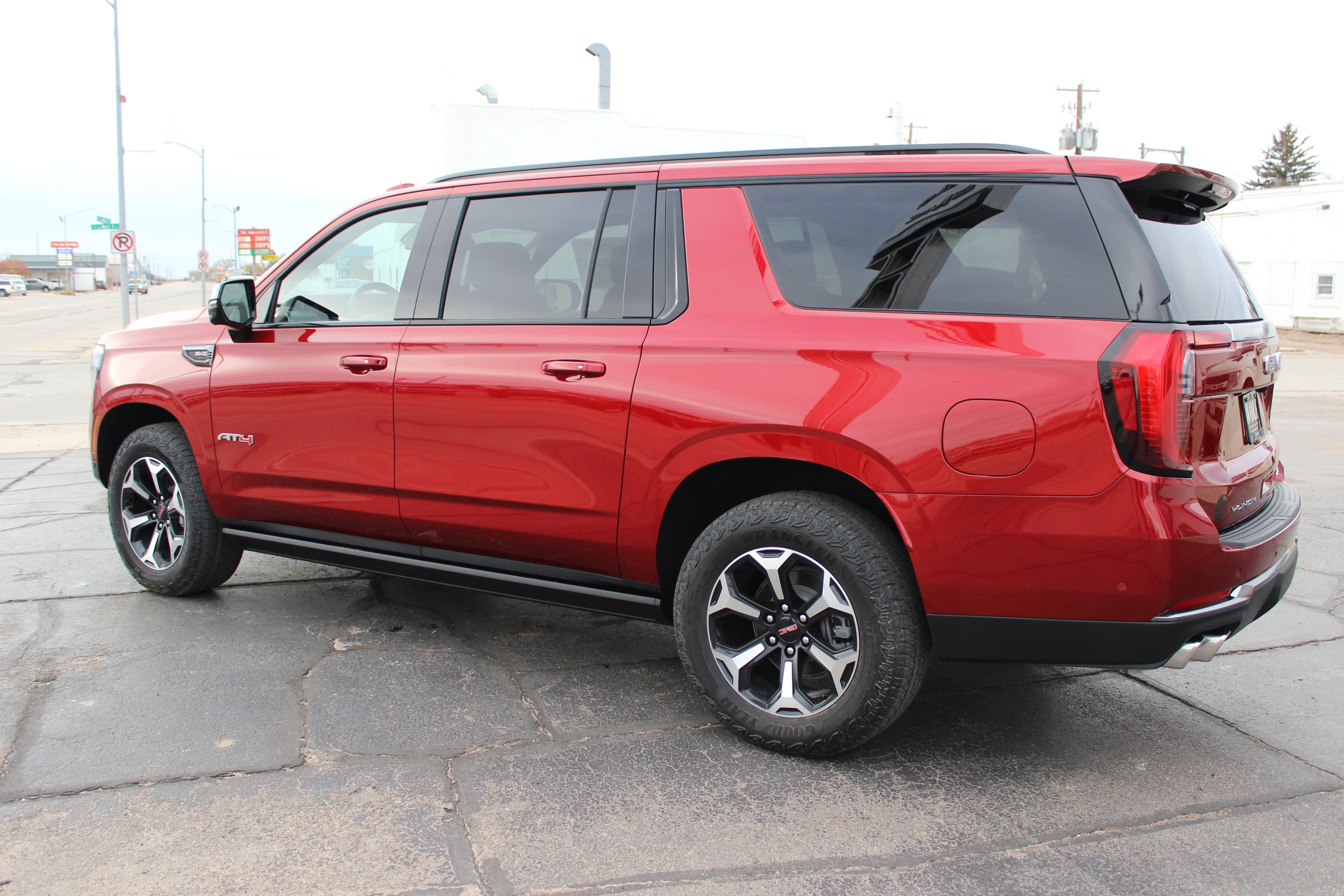 2026 GMC Yukon XL AT4