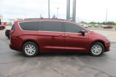 2020 Chrysler Voyager LXI