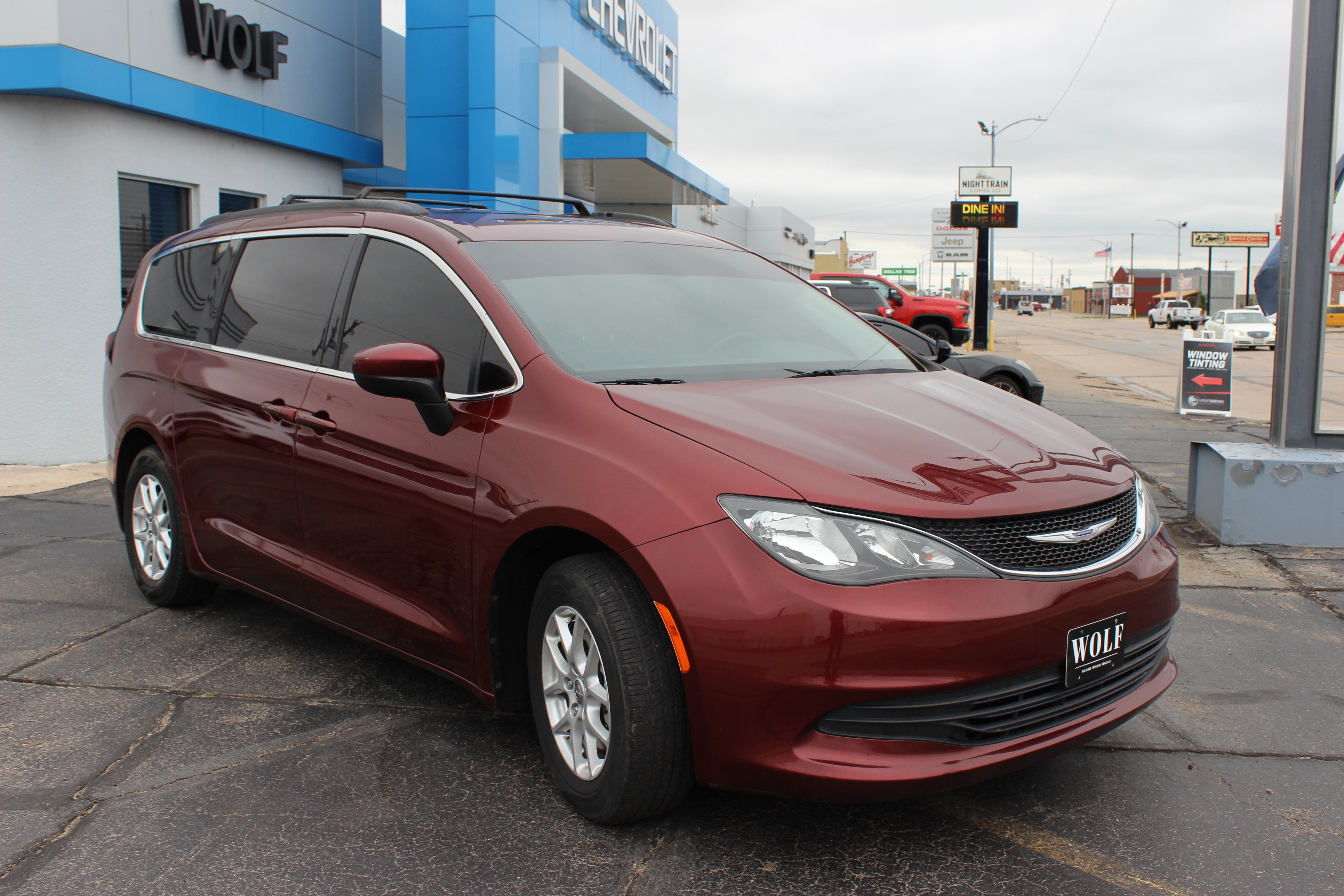 2020 Chrysler Voyager LXI